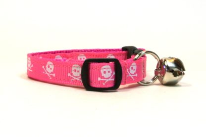 The Jolly Roger Breakaway Cat Collar - Image 3