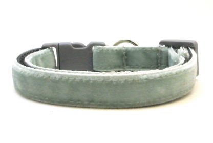 The Posh Velvet Breakaway Cat Collar