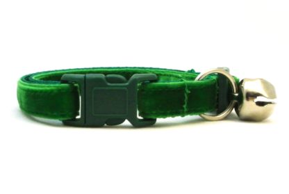 The Posh Velvet Breakaway Cat Collar - Image 2