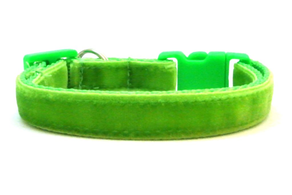 The Posh Velvet Breakaway Cat Collar Skanky Kitty