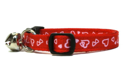 Hearts Breakaway Cat Collar